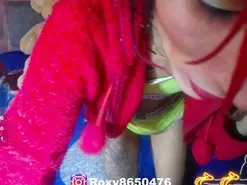 Amateur Nude Webcam of roxy_roxxan
