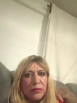 Cam4 Live Porn of Danielatrejo500