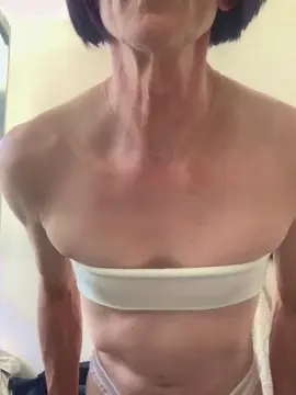 Cam4 Watch Live Sex Cams of LAURA1717