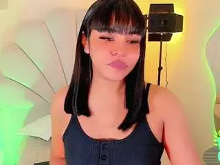 Camsoda Watch Live Sex Cams of valentinamarinn