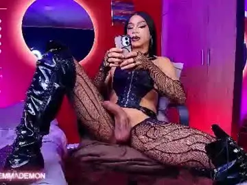 Chaturbate Nude Webcam of emma_demonn