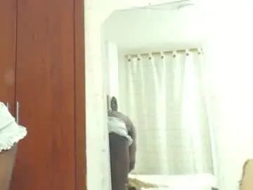 Chaturbate Live Porn of rose_valentiine