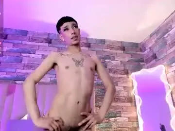 Chaturbate Free Live Porn of cyrus_tay