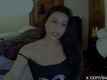 Chaturbate Adult Video Chat of evyniadoll