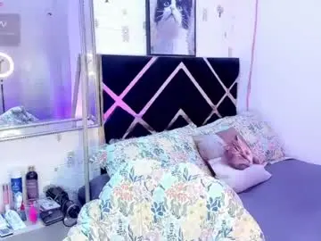 Chaturbate Free Live Porn of hugemonsterblack