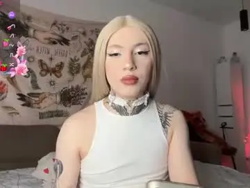 Chaturbate Watch Live Sex Cams of chloevesper