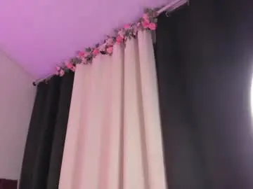 Chaturbate Sex Chat of emmaclark_1