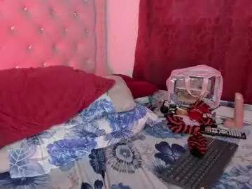 Chaturbate Watch Live Sex Cams of shadow_queen666