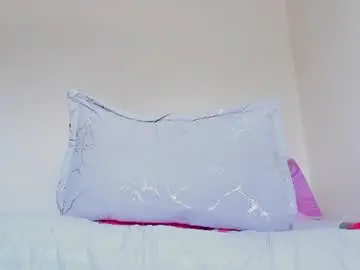 Chaturbate Sex Cam of louise_22cm