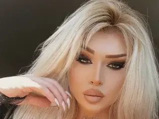 Streamate Live Sex Cam of AlenaRios