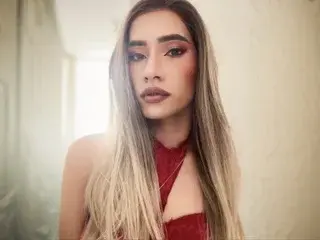 Streamate Watch Live Sex Cams of Camiiniieves
