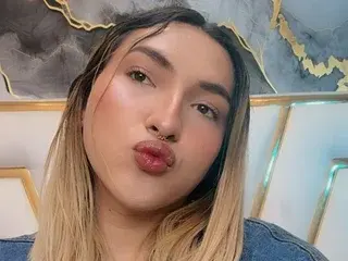 Streamate Watch Live Sex Cams of MissKatta19