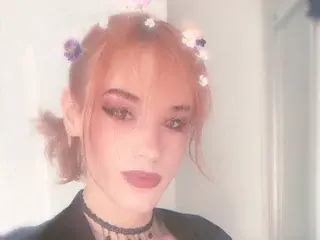 Streamate Private Sex Chat of SadieSupernova
