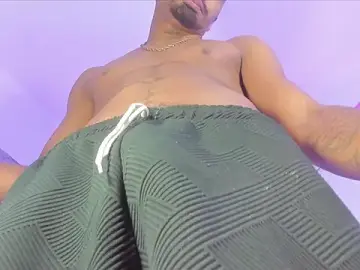 Stripchat Adult Webcam of Rpoolrboy