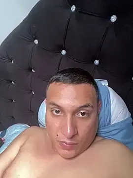 Stripchat Adult Video Chat of TomasStyl__
