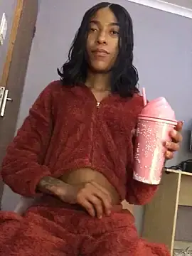 Stripchat Watch Live Sex Cams of Kylie_Hairy_Bbc