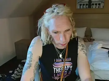 Stripchat Best live sex cam show of Ombeline1