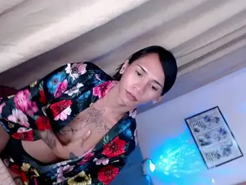 Stripchat Free Live Porn of NathalieMea