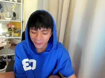 Stripchat Sex Chat of davincihugecock