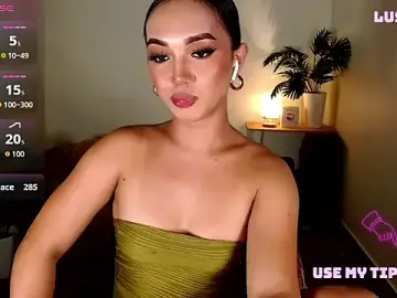Stripchat Free Live Porn of SofiaLoove69