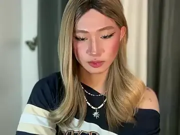 Stripchat Free Porn Cam of Miss_CandyX