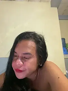 Stripchat Free Porn Cam of sweetyula