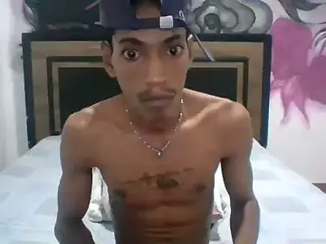 Stripchat Sex Cam of AlbertBigCock