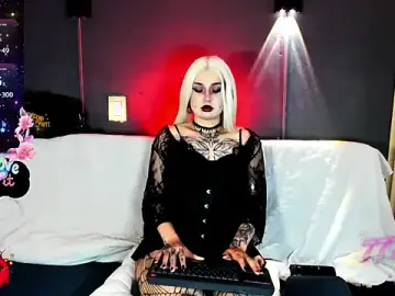 Stripchat Sex Cam of Miss_Camilla_