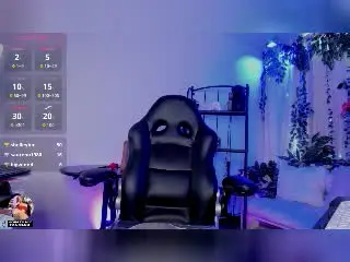 Xlovecam Live Sex Cam of KarolElegance