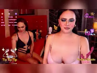 Xlovecam Watch Live Sex Cams of TwoBombShell